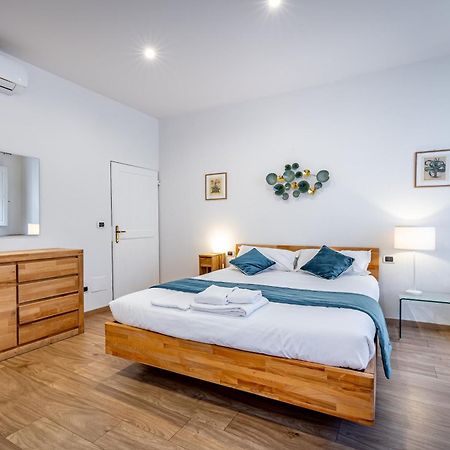 Roommo Via Dei Pilastri Giada Флоренция Экстерьер фото