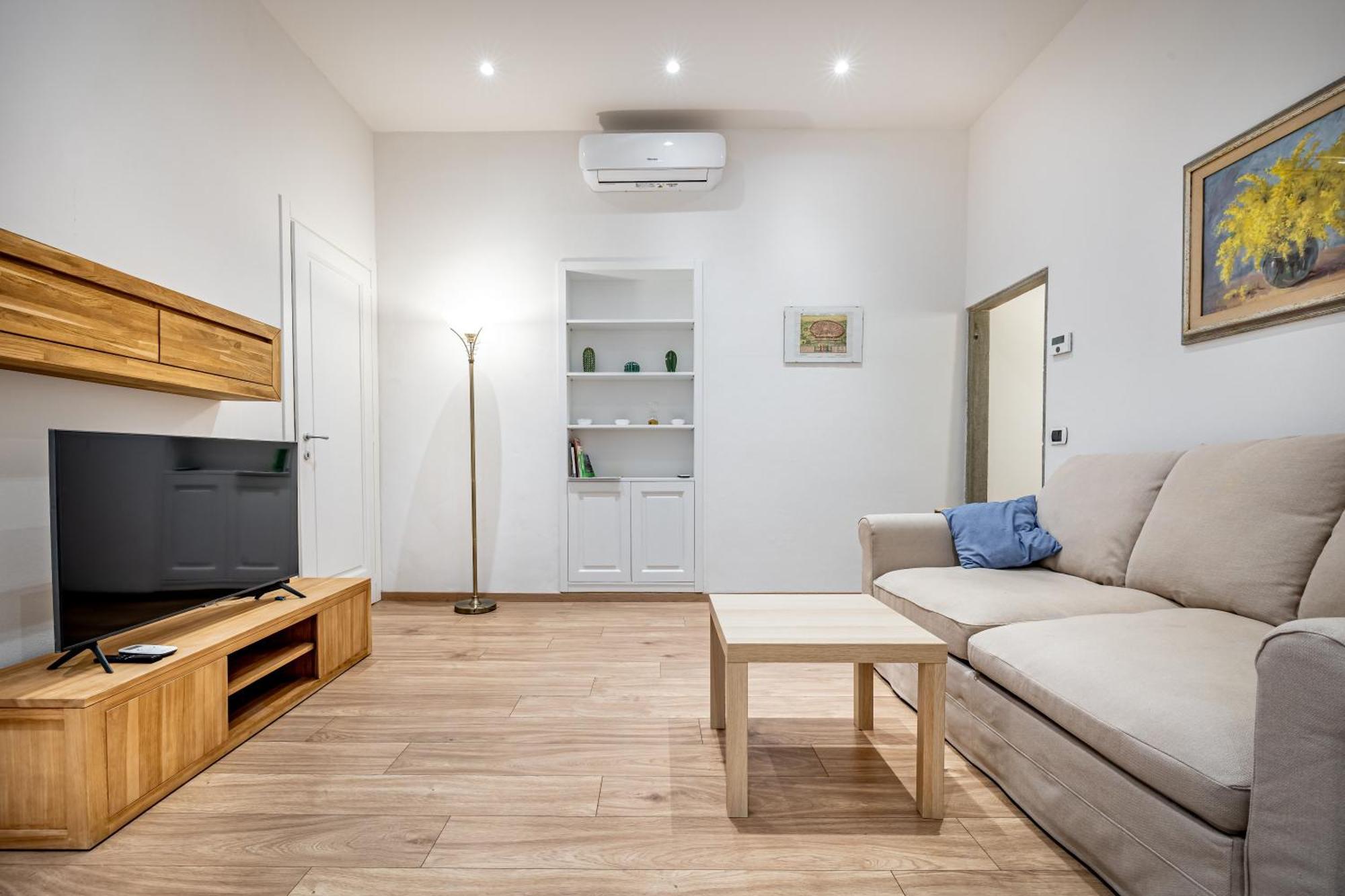 Roommo Via Dei Pilastri Giada Флоренция Экстерьер фото