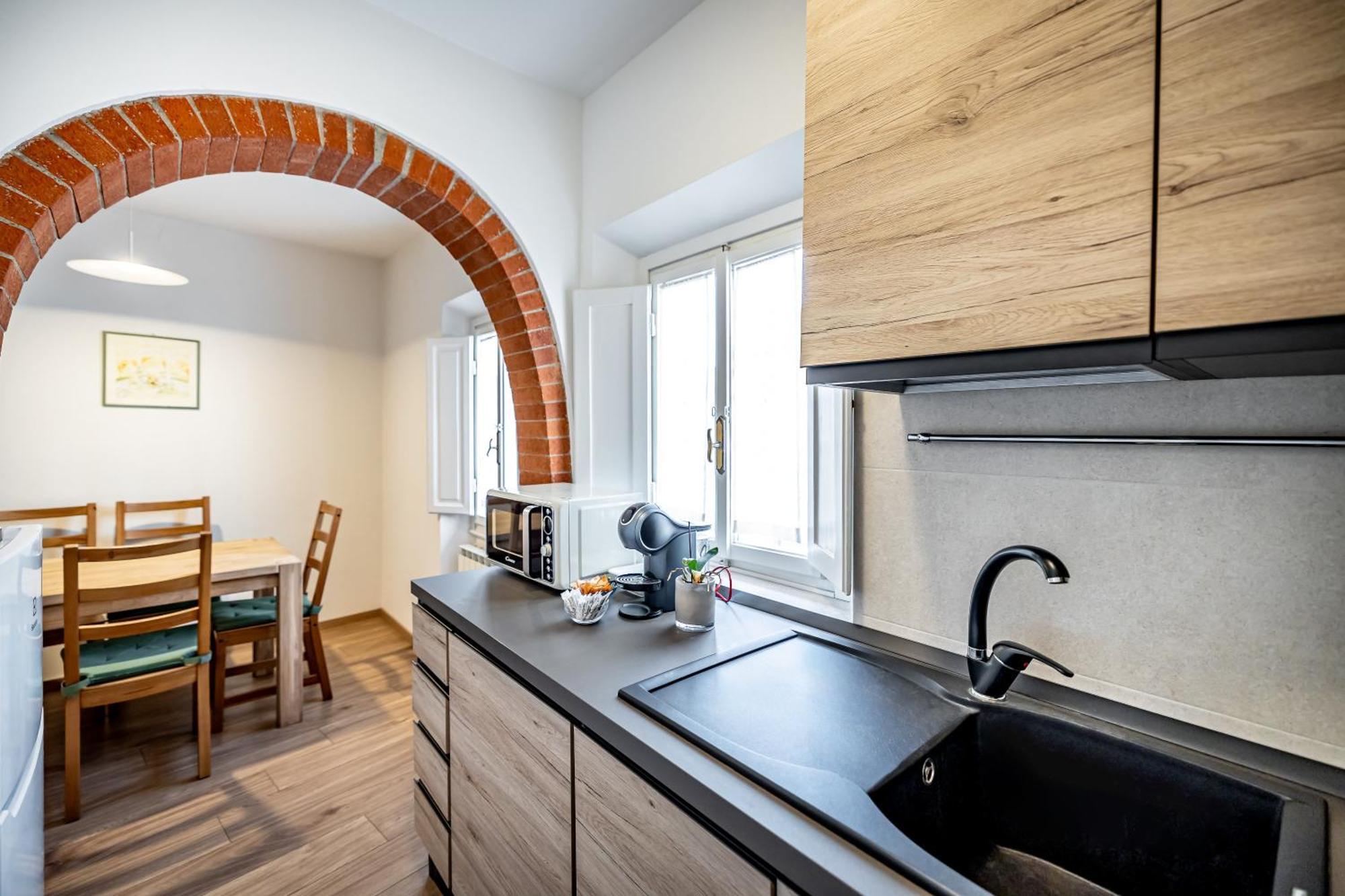 Roommo Via Dei Pilastri Giada Флоренция Экстерьер фото